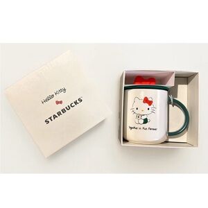 Starbucks Hello Kitty 2025 Mug